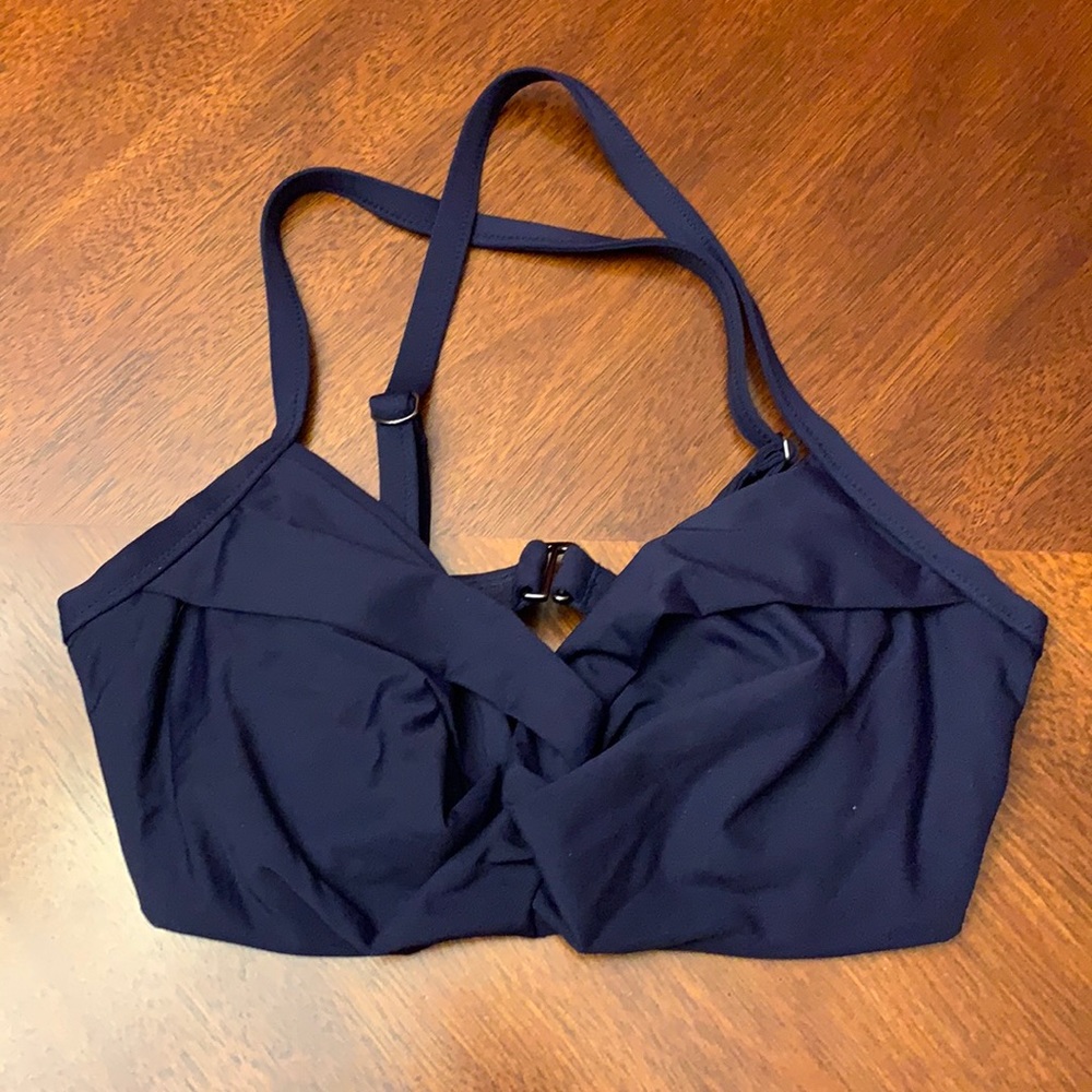 Athleta Twist Up Bikini Top 32D/DD Small New